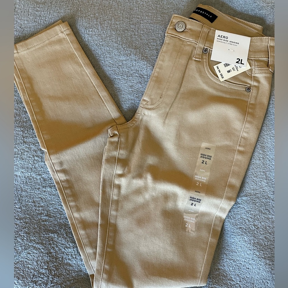 NWT High rise jegging, great school uniform pants.
